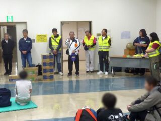 お泊り防災と楠地区避難訓練